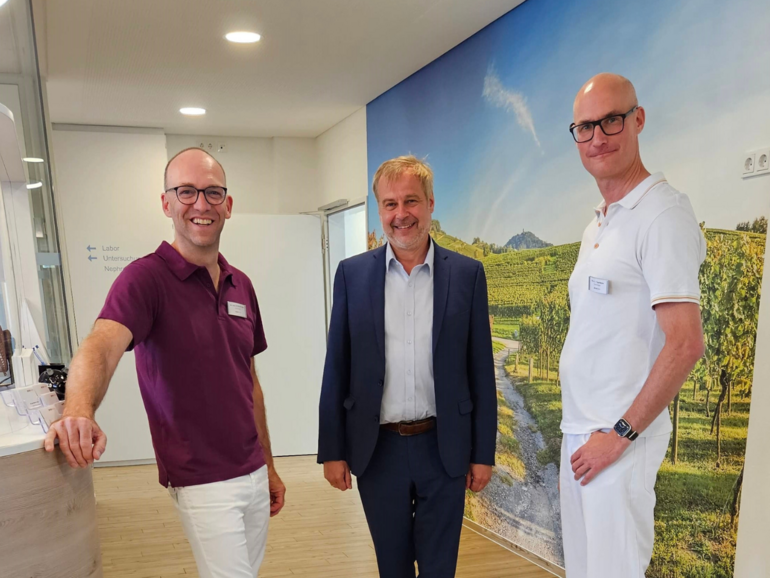 Mitglied des Bundestags besucht MVZ der ze:roPRAXEN
