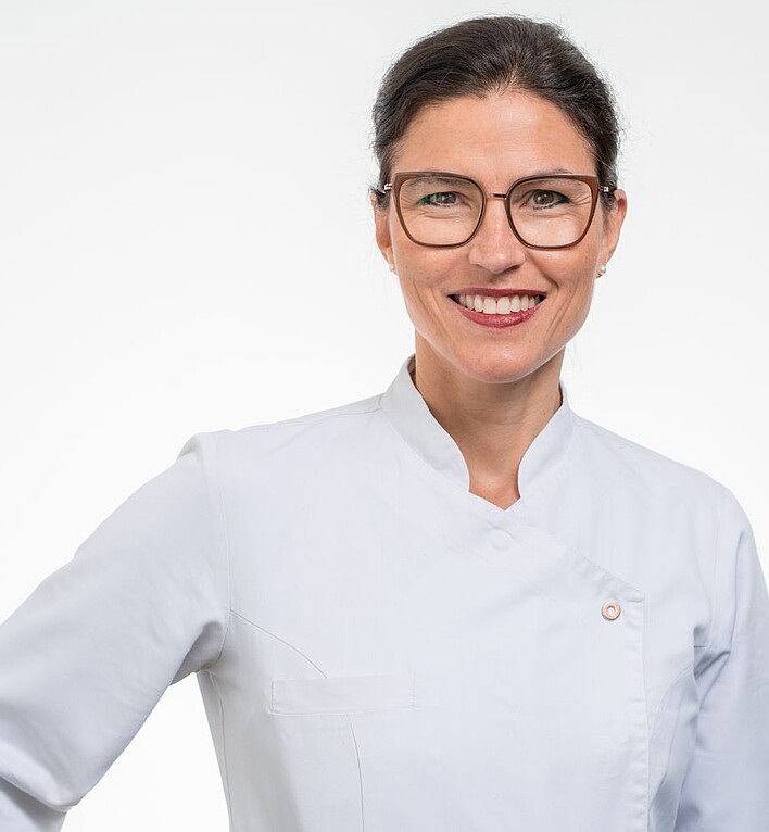 Dr. med. Mirabel Buylaert