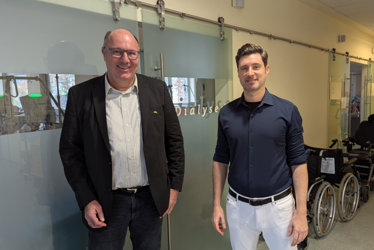 Landtagspolitiker Norbert Knopf zu Besuch im ze:ro-Dialysezentrum Schwetzingen